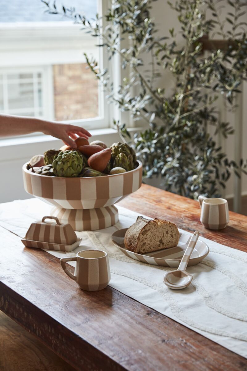 Design Shop Botera Butter Dish 7"x 3.25"x 4"