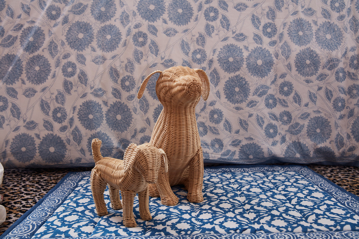 Chelsea House Potcake Wicker Dog (Lg)