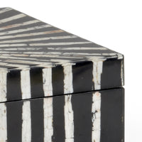 Chelsea House Razor Shell Box