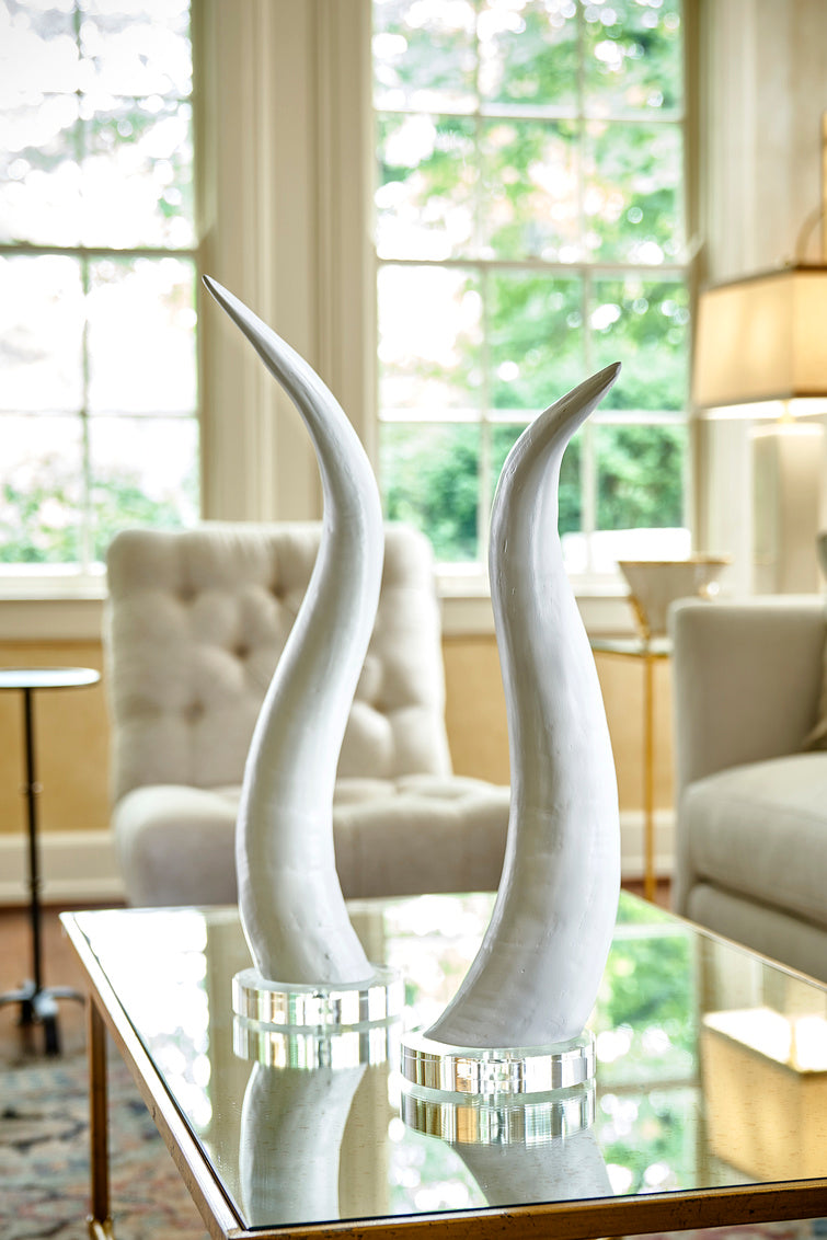Chelsea House Horns - White (S2)
