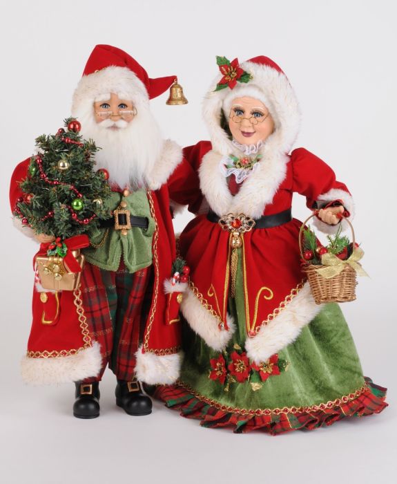 Karen Didion Lighted Strolling Santa and Mrs. Claus