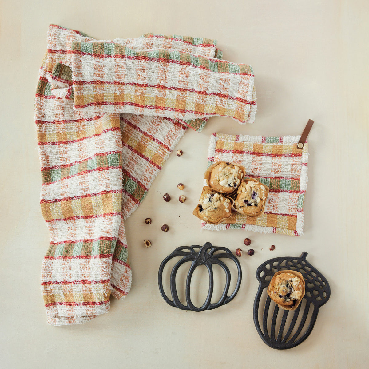 Design Shop Cast Iron Pumpkin-Shaped Trivet