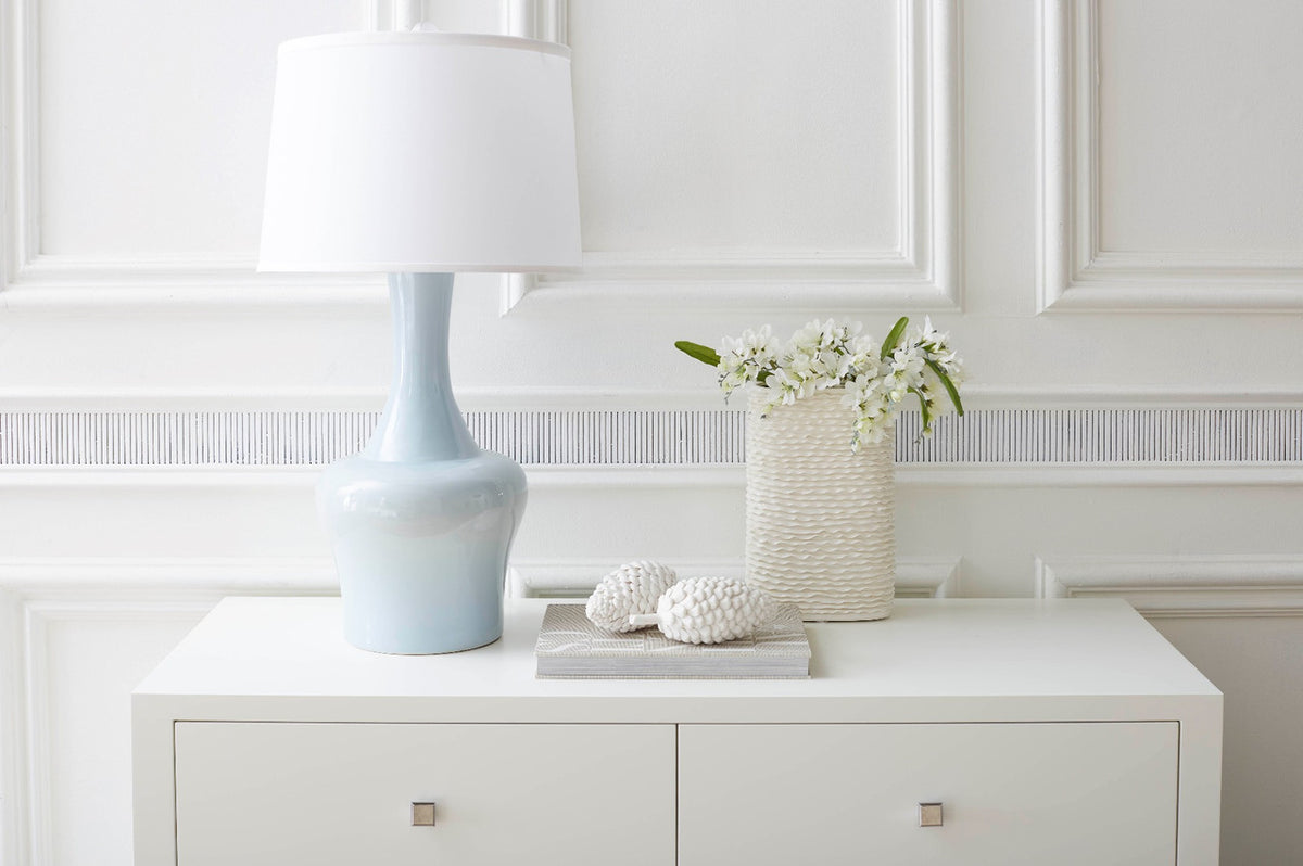 Villa & House Cinta Vase, Blanc de Chine