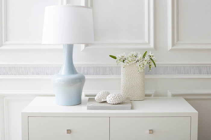 Villa & House Cinta Vase, Blanc de Chine