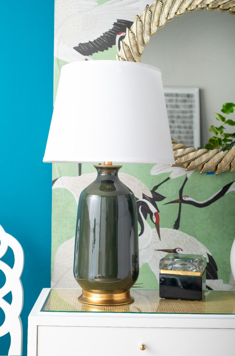 Villa & House Carolyn Lamp with Shade 17-inch White Linen, with Gold, Olive Green