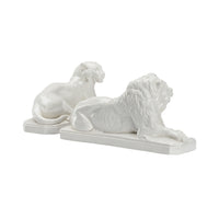 Chelsea House White Lions (PR)