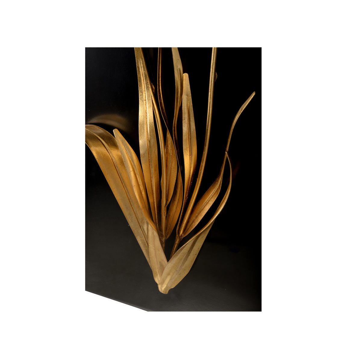 Chelsea House Porcelain Flower Black -  C