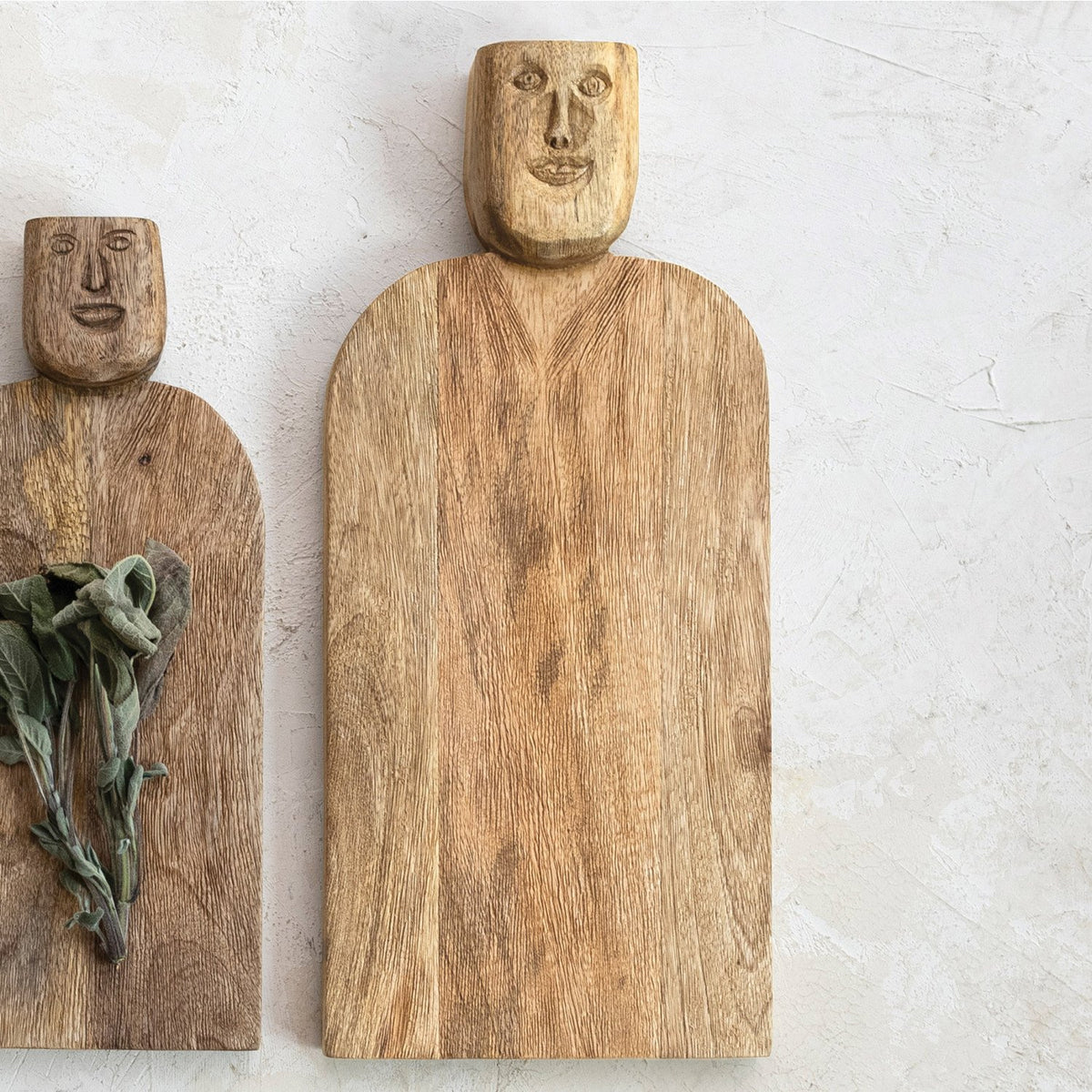 Design Shop Hand-Carved Mango Wood Cheese/Cutting Board w/ Face Handle