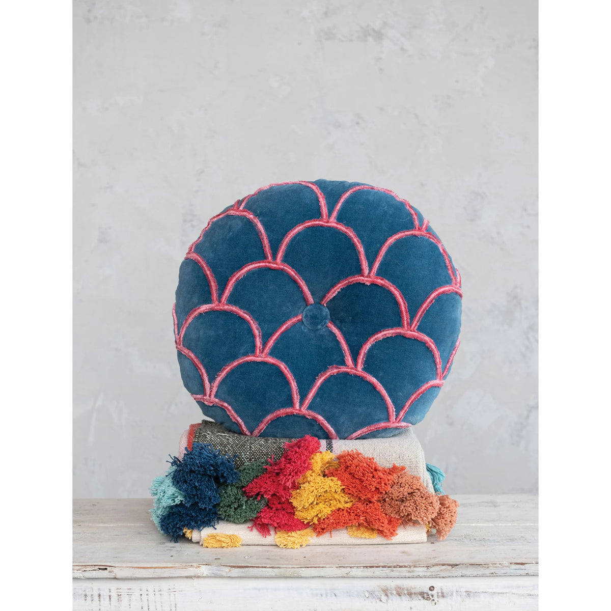 Design Shop 18" Round Cotton Pillow w/ Tufted Scallop Pattern, Navy Blue & Pink
