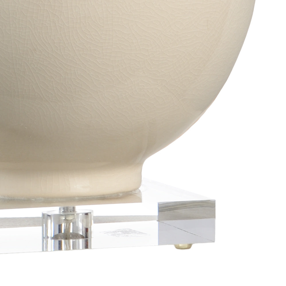 Chelsea House Astor Vase Lamp - Cream
