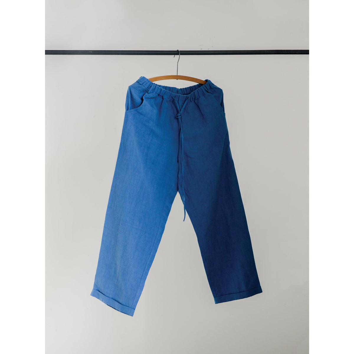 Design Shop Cotton Linen Lani Capri, Medium