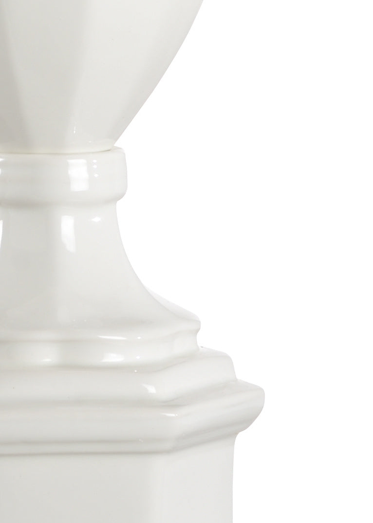 Chelsea House Frankfurt Lamp - White
