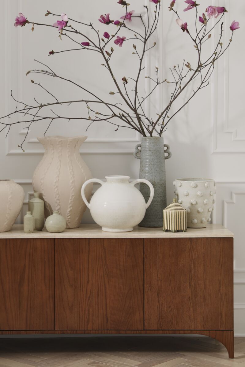 Design Shop Hampton Vase 19.75"x 15.5"x 15.5"