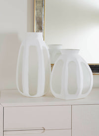 Villa & House Helsinki Large Vase, Powder White