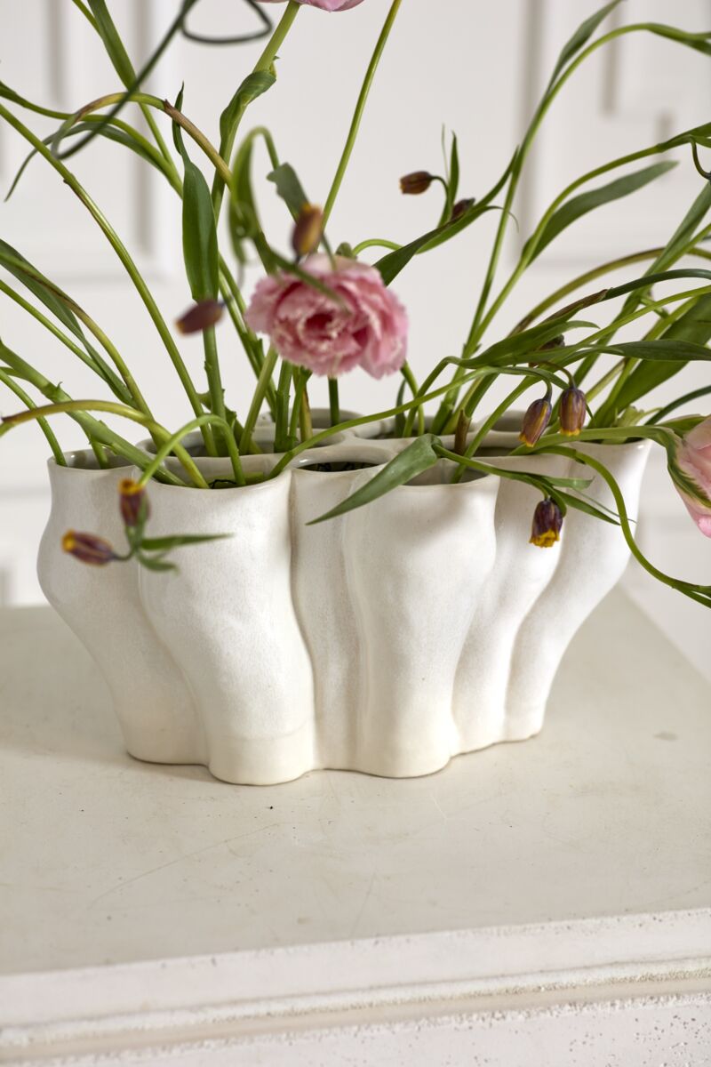 Design Shop Kado Vase 14.25"x 6.75"x 7"