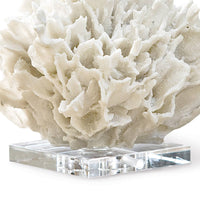 Regina Andrew Objet from the Ribbon collection in White finish