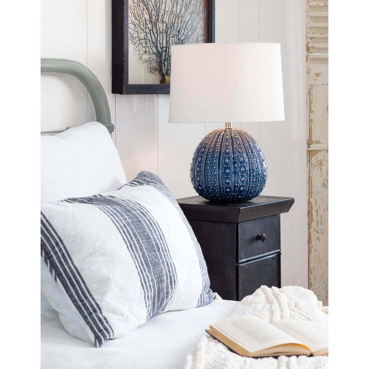 Regina Andrew One Light Table Lamp from the Sanibel collection in Blue finish