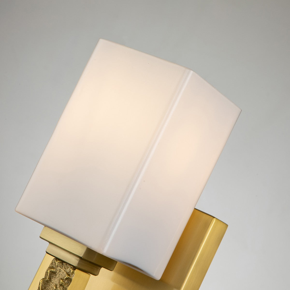 Lucas + McKearn - BB1101AGB-1 - One Light Bath - Jack - Aged Brass