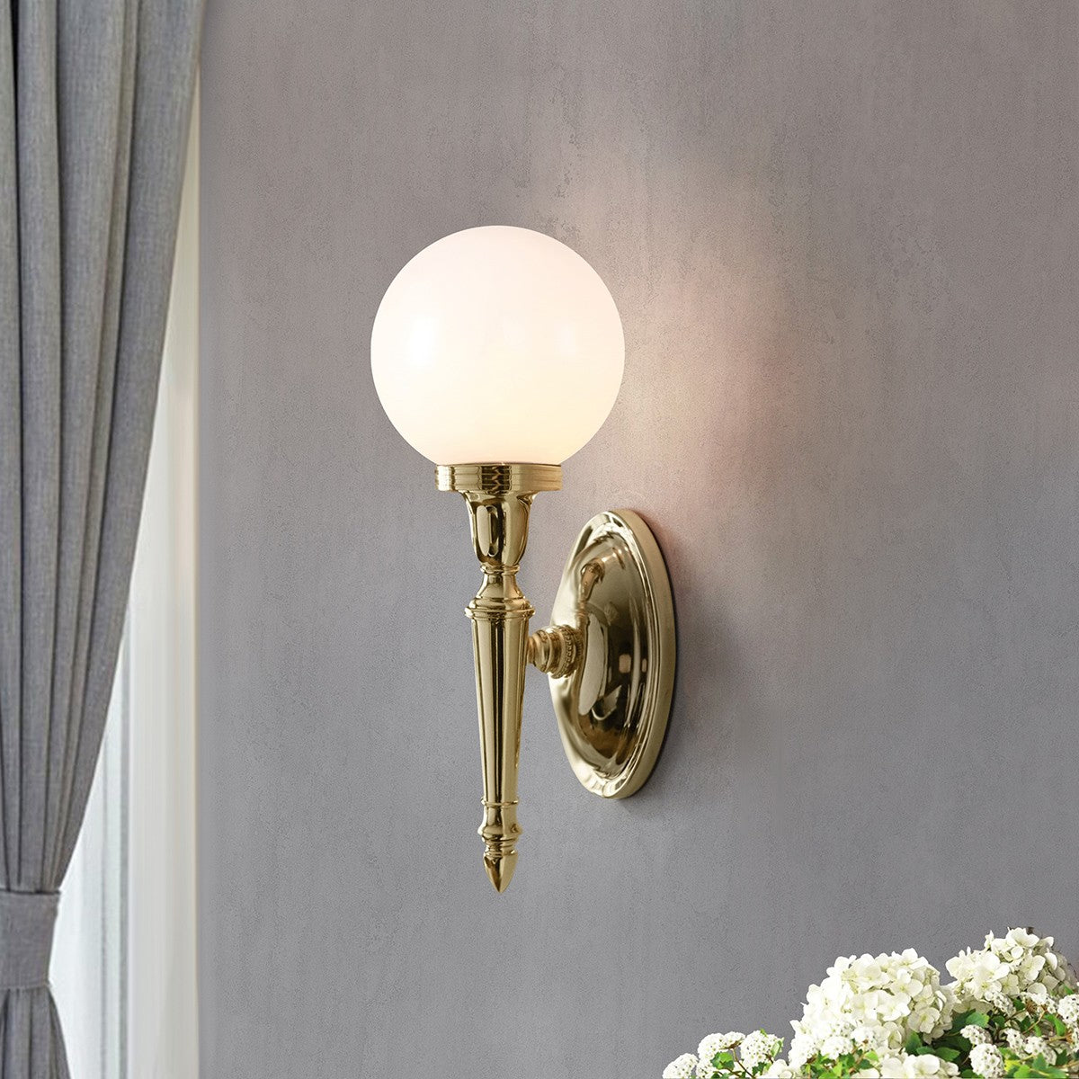 Lucas + McKearn - BB-DRYDEN4-PB - LED Bath Light - Dryden - Polished Brass