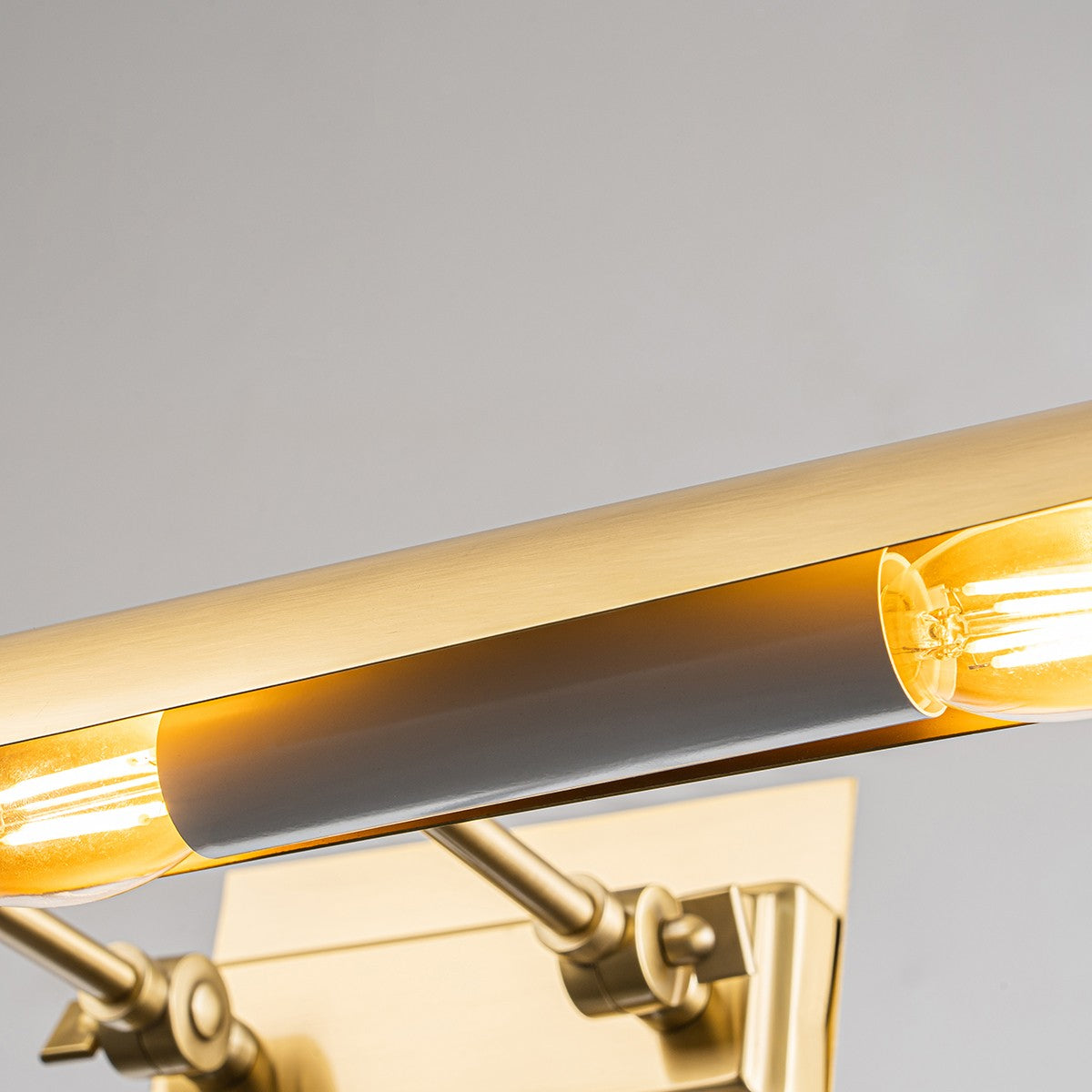 Lucas + McKearn - WINCHFIELD-PLL-AB - Four Light Picture Light - Winchfield - Aged Brass
