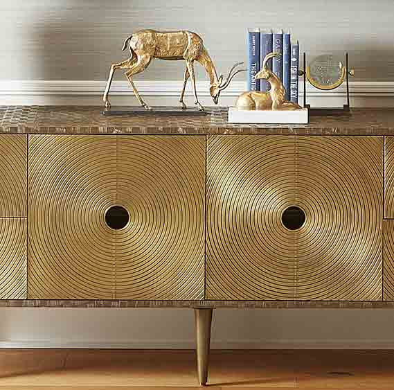 Villa & House Oryx Curved Horn Statue, Gold Leaf