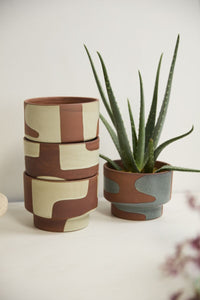 Design Shop Shanti Pot 7"x 5.25"