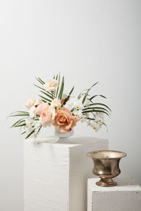 Design Shop Sidney Urn 8.25"x 6.25"