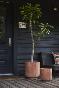Design Shop Stratford Planter 16"x 17.25"