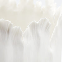 Villa & House Tulip Vase, Blanc de Chine